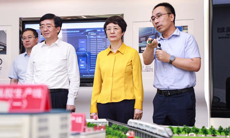 孔凡萍调研督导经济运行工作