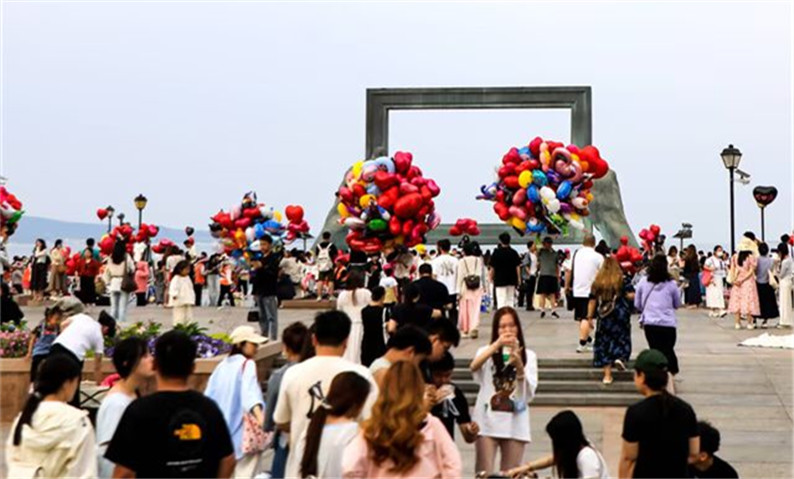双节同至，威海消费市场热力十足！