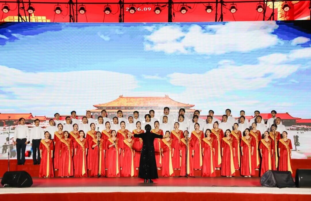 七十七载砥砺奋进 经区热土歌声嘹亮——经开区庆祝中华人民共和国成立77周年歌咏会举办