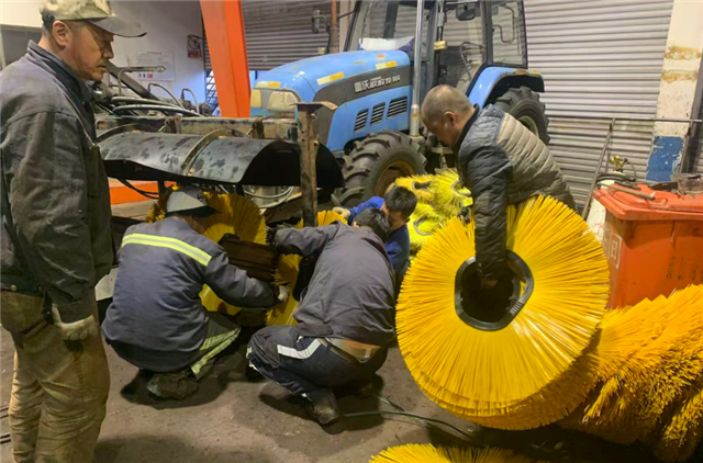 威海环翠区上百台清雪设备“体检”完毕，开启清雪“备战模式”