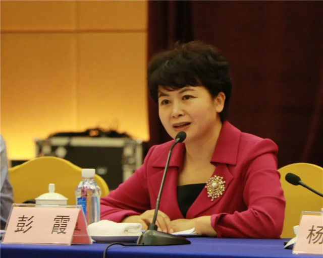 威海市妇联召开统筹推进疫情防控与企业发展女企业家座谈会