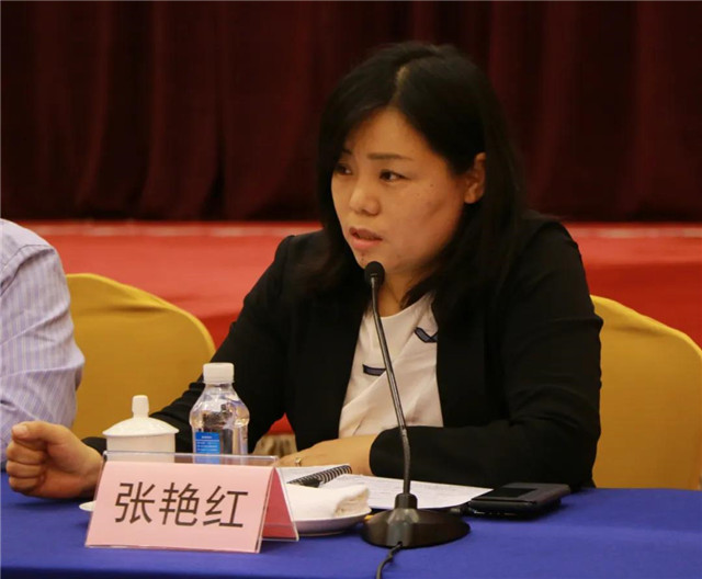 市女企业家协会会长,威海魏桥科技工业园有限公司董事长张艳红